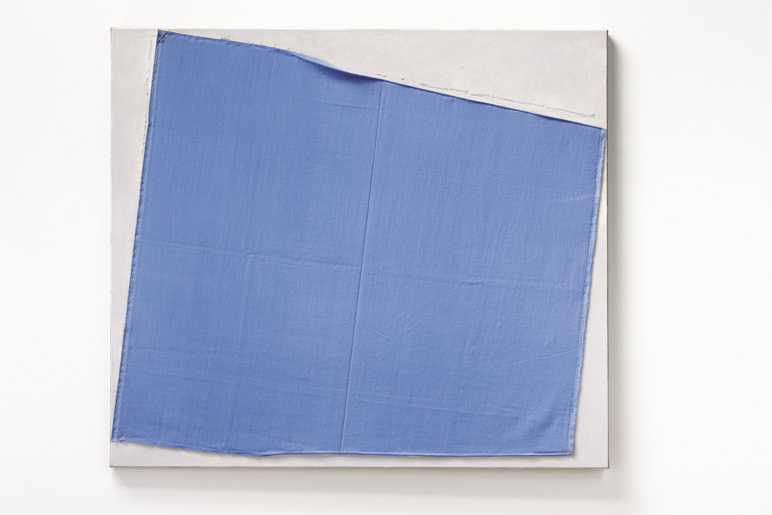 Elizabeth Newman, <em>Untitled</em> 2005–2009, fabric and oil paint on canvas, Image courtesy the artist and Neon Parc, Melbourne, Photo credit: Mark Ashkanasy