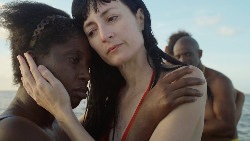 Images: Alexa Karolinski and Ingo Niermann, Oceano de amor (film stills), 2019, HD video, 95 min.